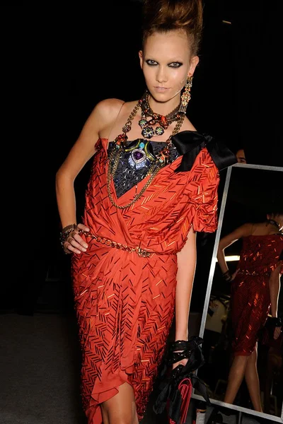 Look 70
